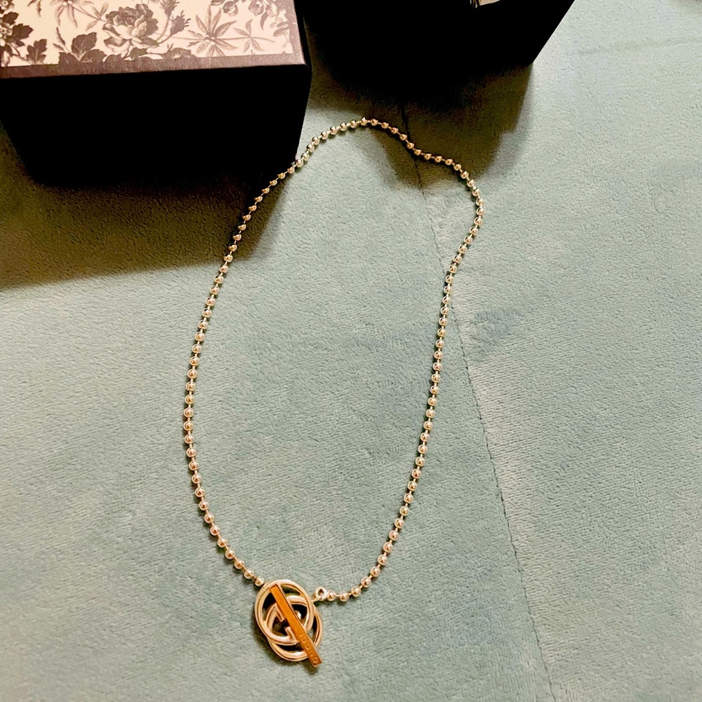 Like new only 2 times gucci auténtic exelente condiction